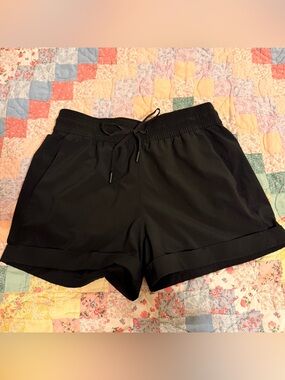 lululemon athletica Break away Black Elastic Drawstring Athletic Shorts
